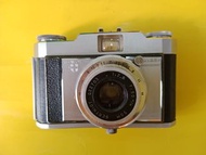 Som Berthiot Savoy Royer III，59年, 不能夠替換罕有 Som Berthiot 50mm f2.8  鏡頭 (常找到是 f3.5)，擁有大窗觀景器+ 像Leica M 萊