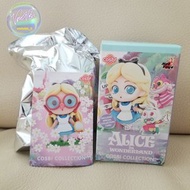 Hot Toy Disney 迪士尼 Cosbi collection Alice In The Wonderland 愛麗絲夢遊仙境 Alice  (With Glasses) 擺設公仔 Figur