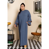 Lubna - Plus Size Knit Camellia Dress