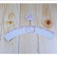 Cupcake wrapper + cupcake topper