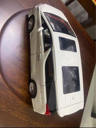 豐田Alphard模型車 白色 1:18