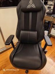 OSIM uThrone 電競天王椅