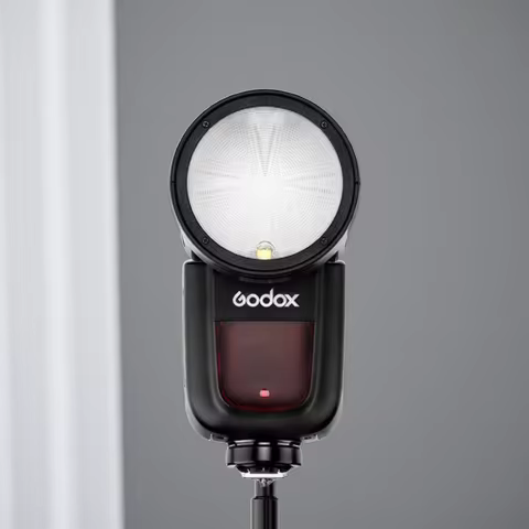Godox V1 C/N/S/F/O/P High-speed Sync TTL Li-ion Round Head Camera Flash Work with Godox 2.4GHz Wirel