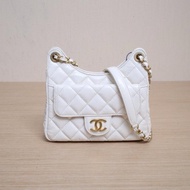 CHANEL(香奈兒) 23C 天貓精靈 HOBO嬉皮包 小號 19cm 白色  晶片開 金扣 金幣單皮穿鏈