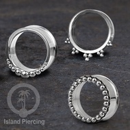 Stainless Steel Tunnel Piercing Earrings silver Color Body Jewelry Simple but Beautiful