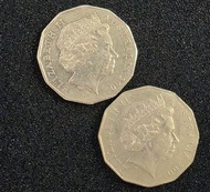 英女王澳洲 2003 年 50 分「澳洲志工」紀念幣共 2 枚, 紀念澳洲的志願者