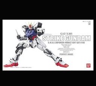 BANDAI 機動戰士 鋼彈 PG 1/60 GAT-X105 STRIKE GUNDAM 攻擊鋼彈