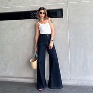 Aevelyn Jeans กางเกงยีนส์เอเวลิน รุ่น Vicky Midnight Blue ทรงขาบานเอวสูง ผ้ายืด