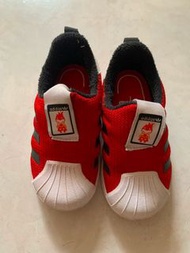 Adidas 紅色鞋子13.5cm
