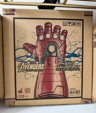 99% new Hot toys Iron man end game nano glove 手套