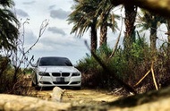 🌈2010 BMW 320I 白🌈FB:小闕中古車