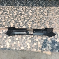 Black GRILL LIST HONDA HRV 2015-2018 Original
