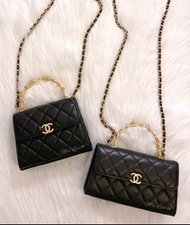 最新22B 超熱賣款 專屬VIP款式 全新現貨 CHANEL 最靚琺瑯手柄KELLY大SIZE袋 FLAP PHONE HOLDER WITH CHAIN 包 大號 LARGE SIZE (黑色 BL