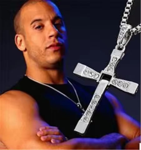 Dominic Toretto The Fast and The Furious Celebrity Vin Diesel Item Crystal Jesus Men Cross Pendant N