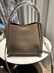 (母親節禮物)全新大象灰 日本 Firano  bag 水桶包手袋（可手輓斜孭單邊）