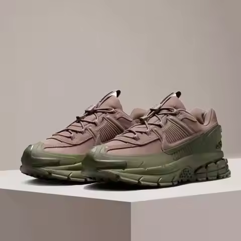 Nike Zoom Vomero 5 Roam Lightweight, Durable, Slip-Resistant Cushioned Low-Top Casual Running Shoes 