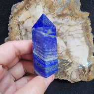 แท่งหินสี่เหลี่ยมลาพิสลาซูลี หินลาพิสลาซูลี หินก้อนลาพิสลาซูลี หินลาพิสลาซูลี(Lapis Lazuli)ยาว 6.6 ซม.หน้ากว้าง 2.3 ซม.หนา 1.9 ซม.น้ำหนัก 65.4 g.