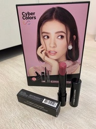 Cyber Colors 精華油亮澤唇膏 Oil Infused Comfort Lip Color 12 Plum Red