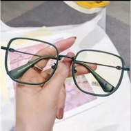 Kacamata Kotak Oversize Lensa Anti Radiasi Kacamata Persegi Style Korea Frame Besi Trendy