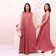 Eldika - Gaun Dalaman Tanpa Lengan Berlipat Tanpa Seterika (Leher Tertutup)
