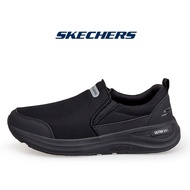 Skechers สเก็ตเชอร์ส รองเท้าผู้ชาย รองเท้าผ้าใบ ULTRA GO Men Online Exclusive Sport Equalizer 6.0 Persistable Walking Shoes Goodyear Rubber  - 202312-BLACK Air-Cooled Memory Foam, Relaxed Fit