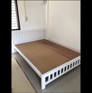 PPS เตียงเหล็กกล่อง 5 ฟุต เหล็กกล่องขา3นิ้ว รุ่นเวียนนา + พื้นไม้กระดานรอง เป็นไม้อัดจริง มี3สี พร้อมส่งทั่วไทย