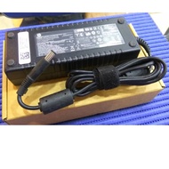 HP 19.5v 6.9a   7.4 x 5.0mm Pin