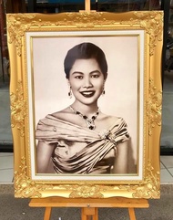 กรอบหลุยส์ภาพ พระบรมราชินีนาถ