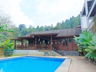 Villa kayu kabita 600 m² dengan 2 kamar tidur dan 4 kamar mandi pribadi di Megamendung (Villa kayu k