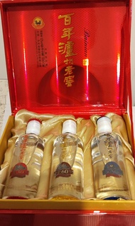 百年瀘州老窖一套三枝酒辦連盒