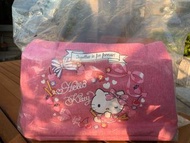 Hello Kitty芝麻蛋捲花戀禮盒