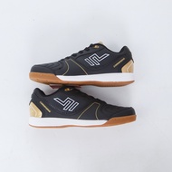 รองเท้าผ้าใบรองเท้าฟุตซอล BAOJI BJM741แถมฟรี! ถุงเท้ากันลื่น Socksy สีขาว 1 คู่ งานไทยใส่แล้วคุ้ม