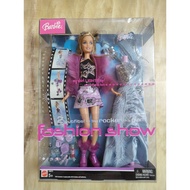 (Dented box) Fashion Show barbie doll