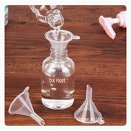 Mini Plastic Funnel Small Plastic Funnel Funnel Funnel for filling perfume CONTENTS 3 PCS