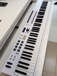 Arturia KeyLab Essential 88 - 88 keys MIDI Controller Keyboard