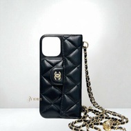 JY0303-CHANEL 黑淡金金球鍊條13PRO MAX手機殼