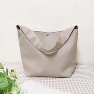 簡簡系列肩背包/帆布斜背包/A4適用書包/燕麥灰/預購中