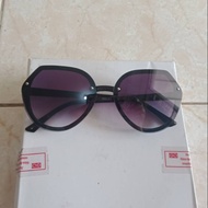 VC202 black glass fashion glasses