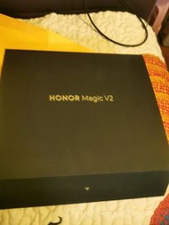 HONOR Magic V2 手機盒
