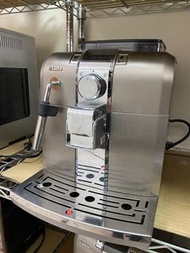 Saeco  飛利浦 全自動義式咖啡機 Saeco syntia HD8837