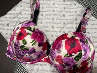 Victoria secret 32dd push-up bra
