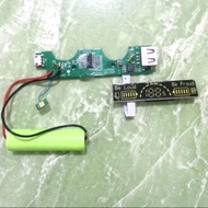 Mesin pcb charger baterai 3.7 volt - 5 volt indikator Digital Led plus baterai input colokan iphone