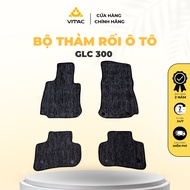 Black and gray wire carpet set installed on Vitac molded plastic floor for GLC 300 (2023-2026) (4t/b