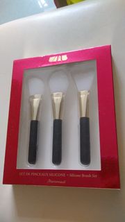 Marionnaud silicone brush set