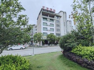 Huilong Hotel