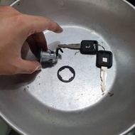 TOYOTA KEY + KEY HARPTOP 1FTOYOTA/ 2F/ FJ40