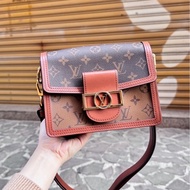 LV Mini Dauphine 新款晶片達芙妮包包二手