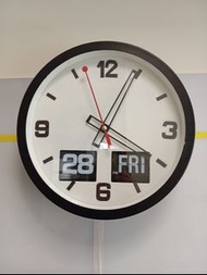 時鐘翻頁鐘（手辨）