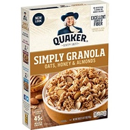 Quaker Simply Granola Oats Honey &amp; Almonds Breakfast Cereal เควกเกอร์ กราโนล่า โอ็ต ซีเรียล รสอัลมอนด์และน้ำผึ้ง 685g.