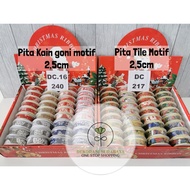 Ribbon Roll tile 2.5cm 143/ 217 / 240 pj 3 yards